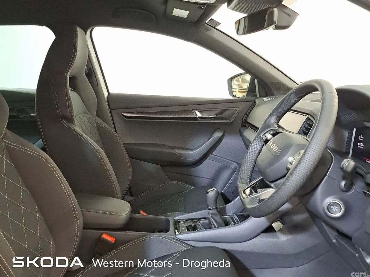 Skoda Karoq SUV, Diesel, 2026, White
