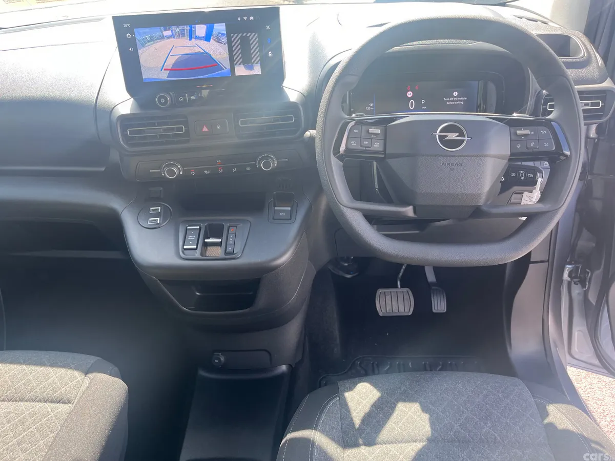 Opel Combo MPV, Diesel, 2026, Silver