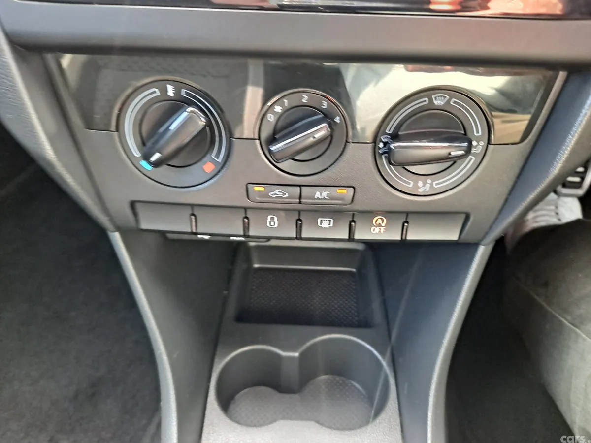 Skoda Rapid Saloon, Petrol, 2018, Black