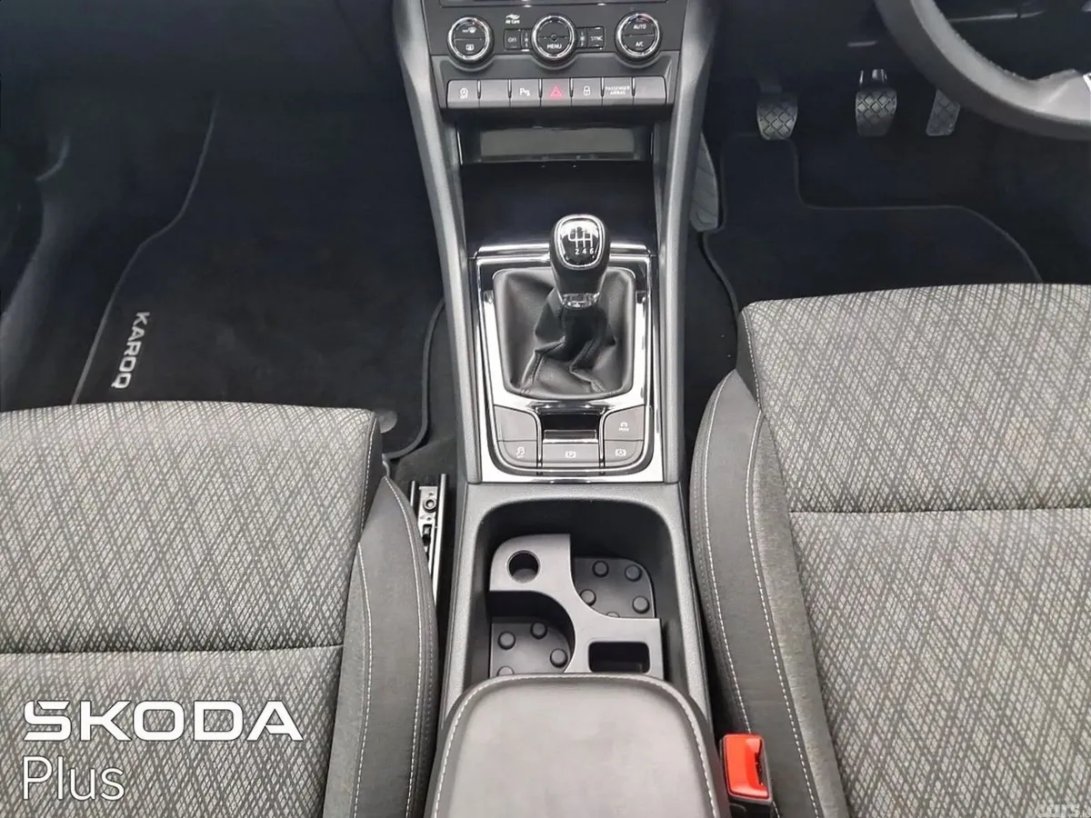 Skoda Karoq SUV, Diesel, 2024, Grey
