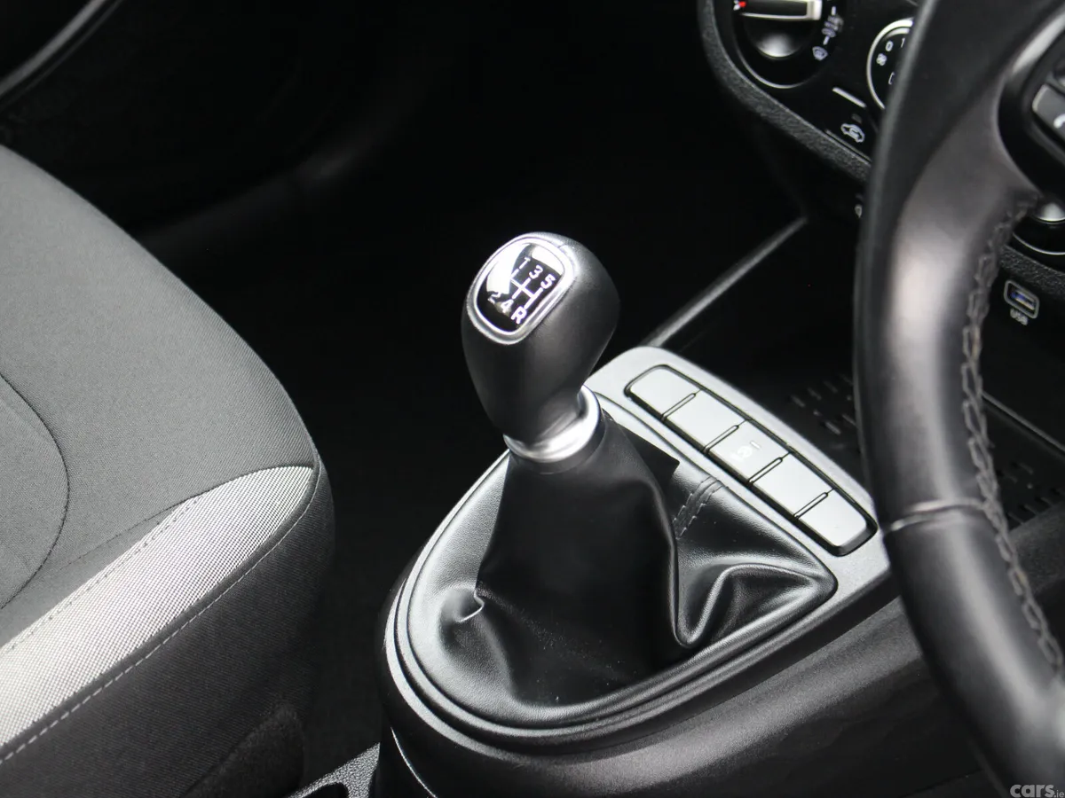 Hyundai i10 Hatchback, Petrol, 2023, Grey