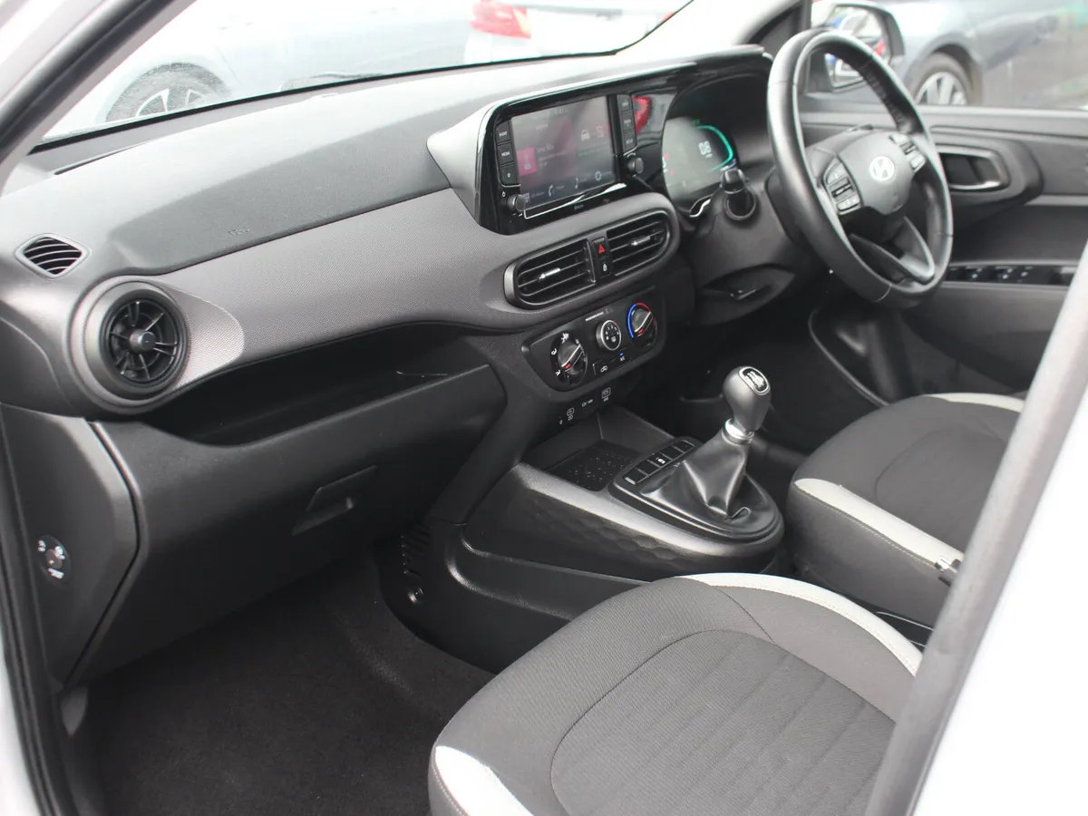 Hyundai i10 Hatchback, Petrol, 2023, Grey