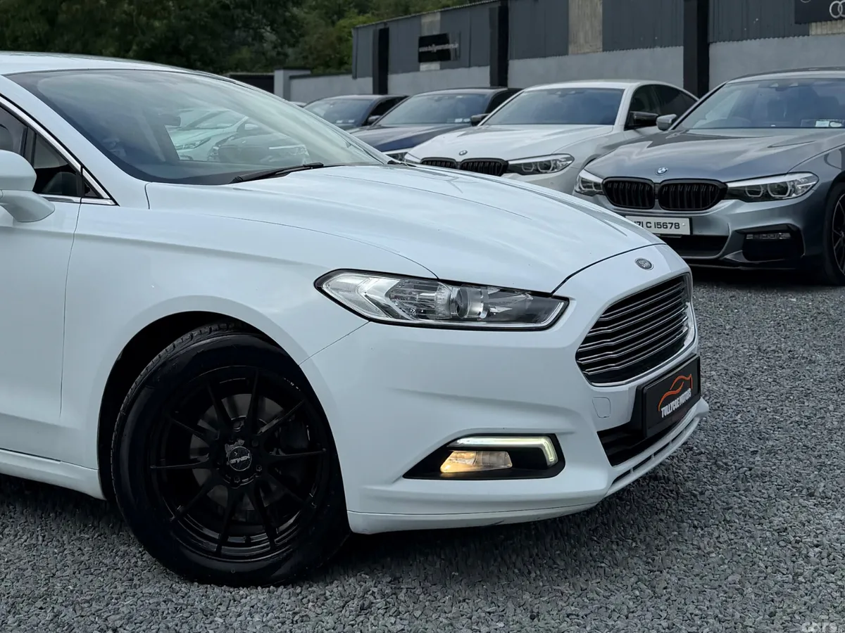 Ford Mondeo Hatchback, Diesel, 2017, White