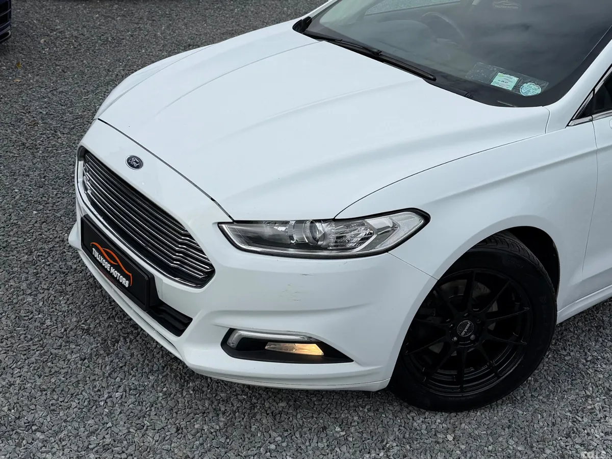 Ford Mondeo Hatchback, Diesel, 2017, White