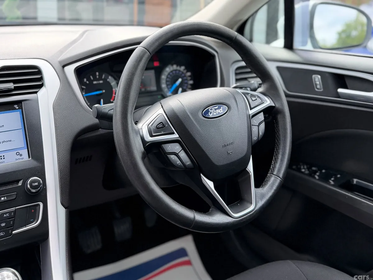 Ford Mondeo Hatchback, Diesel, 2017, White