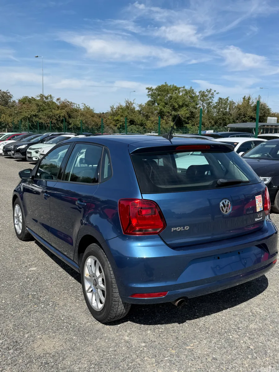 Volkswagen Polo Hatchback, Petrol, 2017, Blue