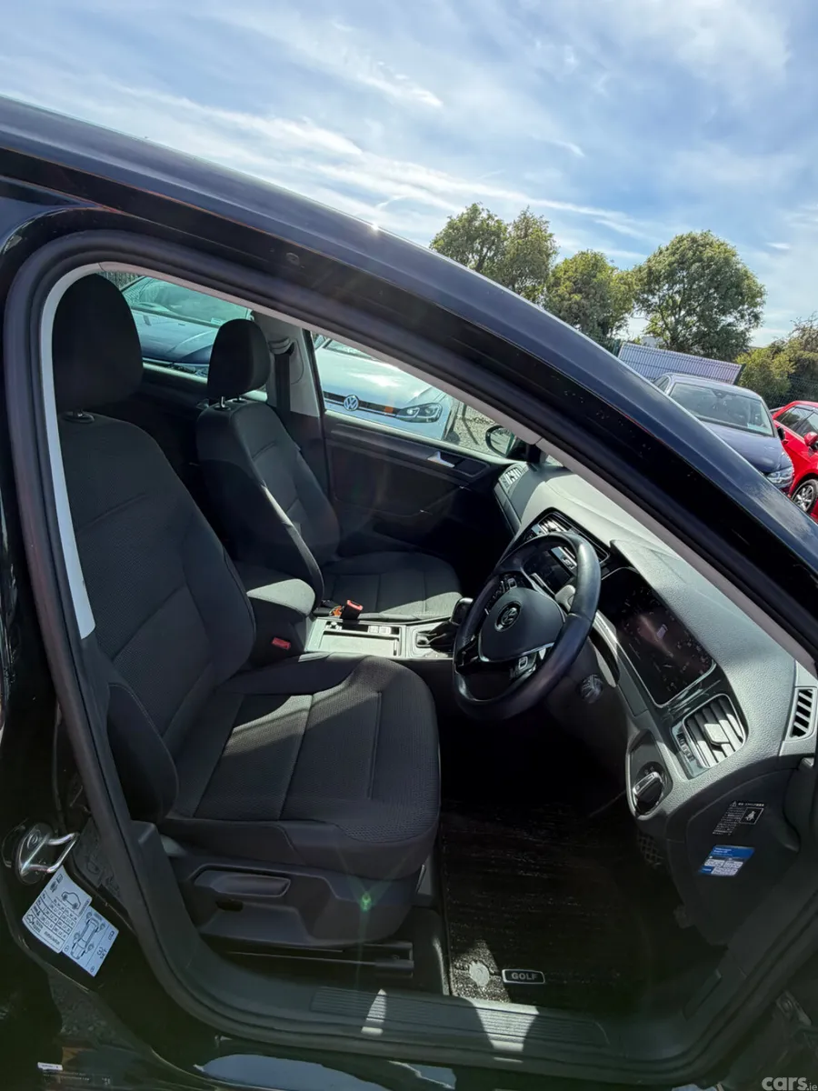Volkswagen Golf Hatchback, Petrol, 2019, Black
