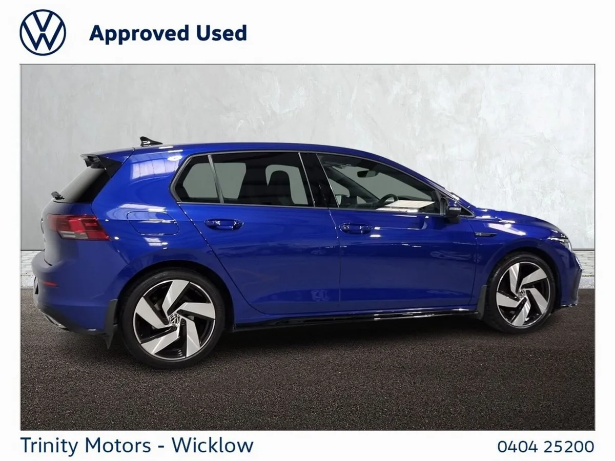 Volkswagen Golf Estate, Petrol, 2023, Blue