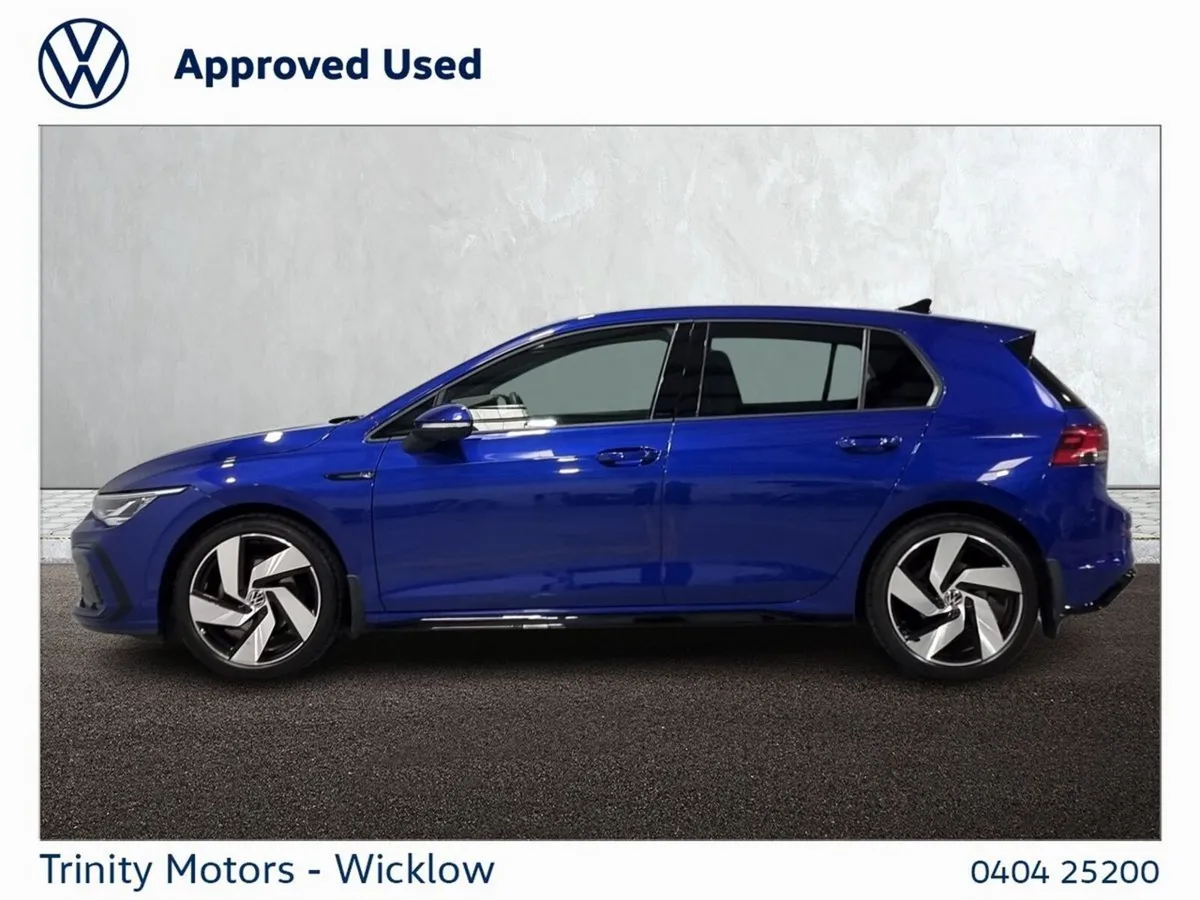 Volkswagen Golf Estate, Petrol, 2023, Blue