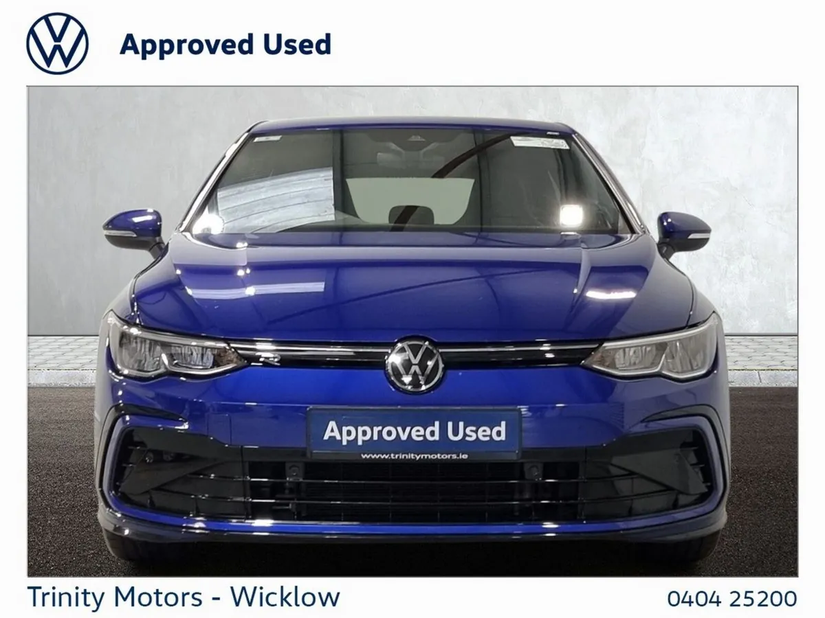 Volkswagen Golf Estate, Petrol, 2023, Blue