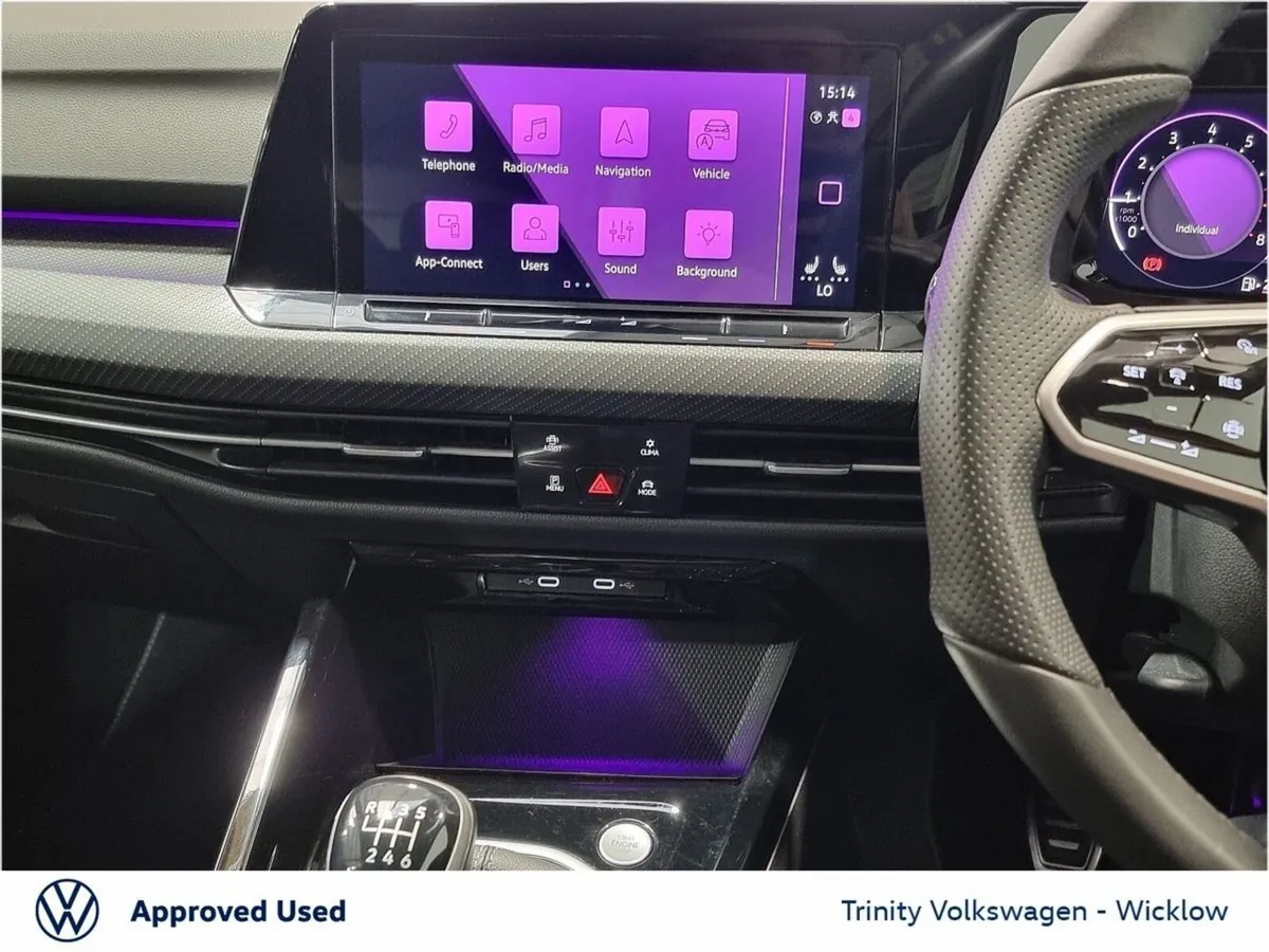 Volkswagen Golf Estate, Petrol, 2023, Blue
