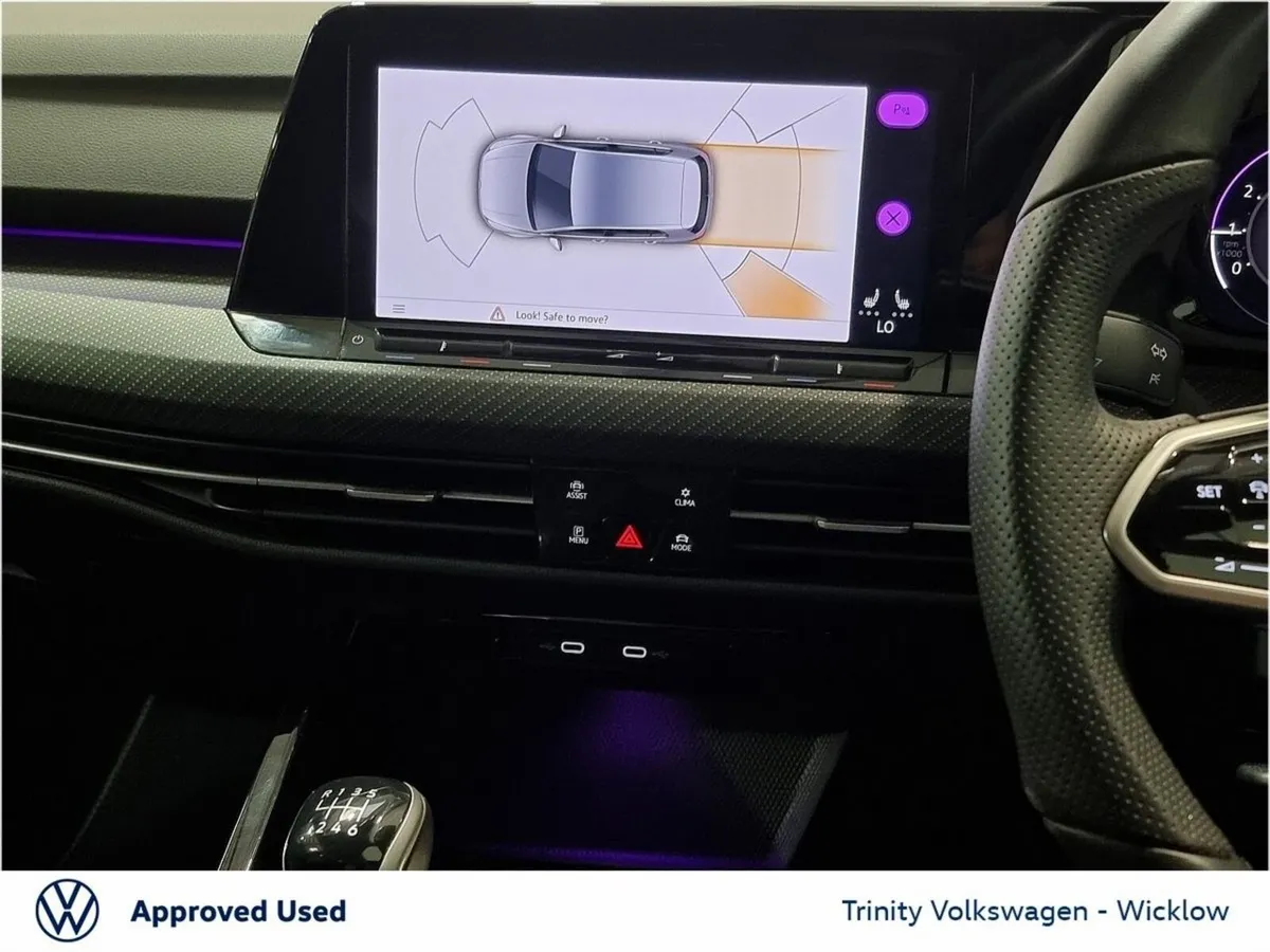 Volkswagen Golf Estate, Petrol, 2023, Blue