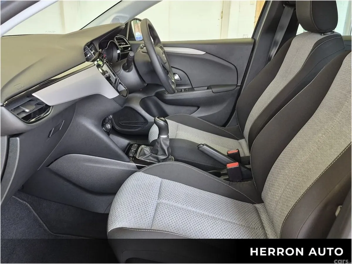 Opel Corsa Hatchback, Petrol, 2024, Grey