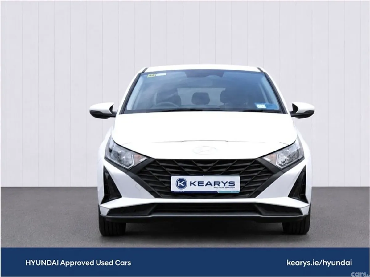 Hyundai i20 Hatchback, Petrol, 2026, White