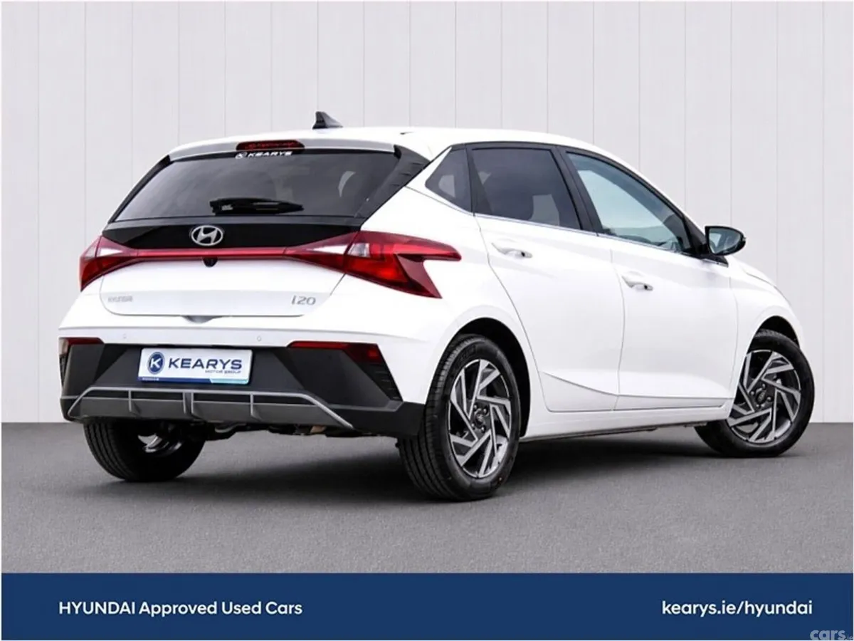 Hyundai i20 Hatchback, Petrol, 2026, White