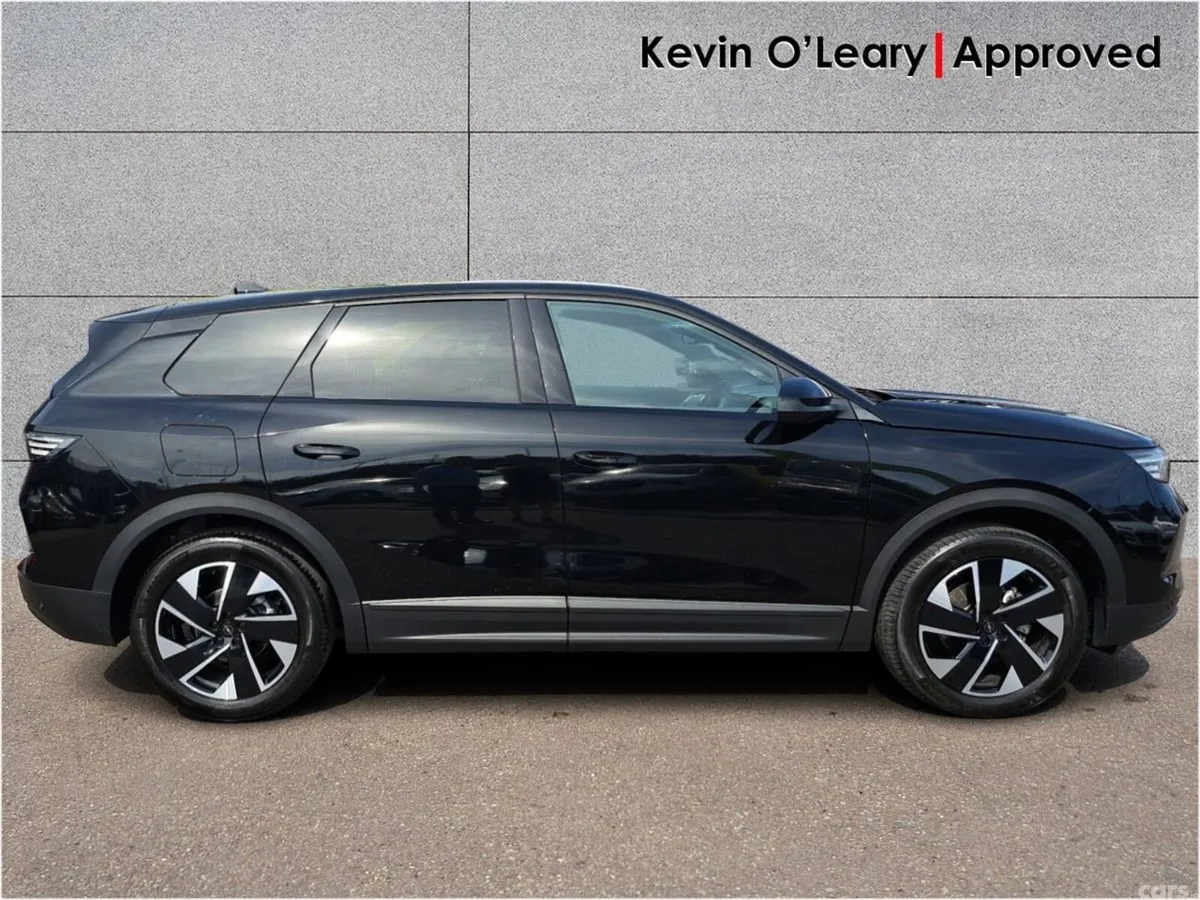 Opel Grandland SUV, Petrol Hybrid, 2026, Black