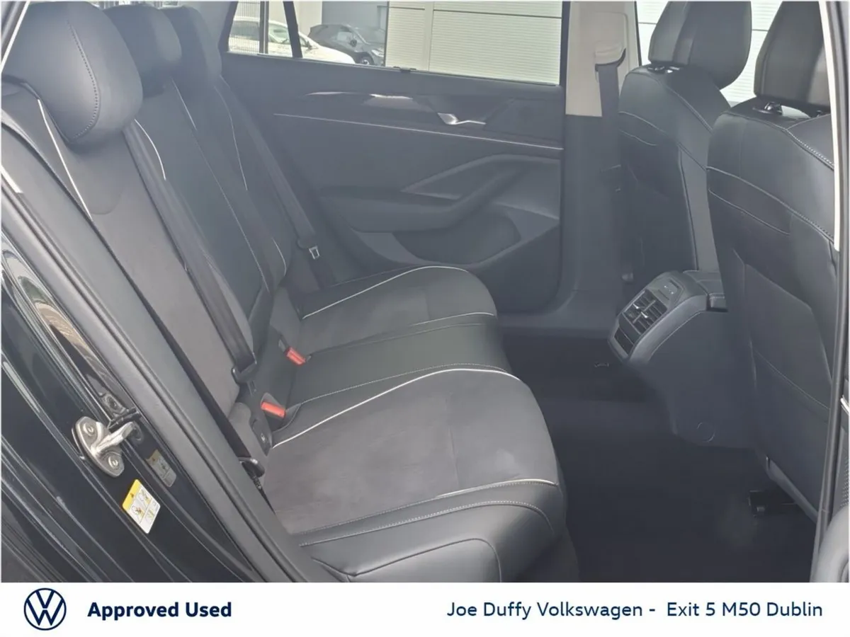 Volkswagen Passat Estate, Diesel, 2026, Black