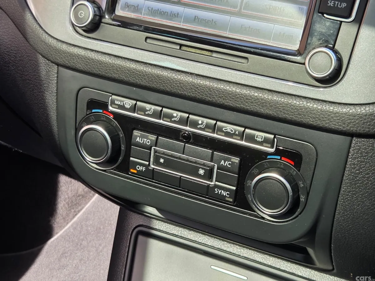 Volkswagen Tiguan SUV, Diesel, 2015, Grey