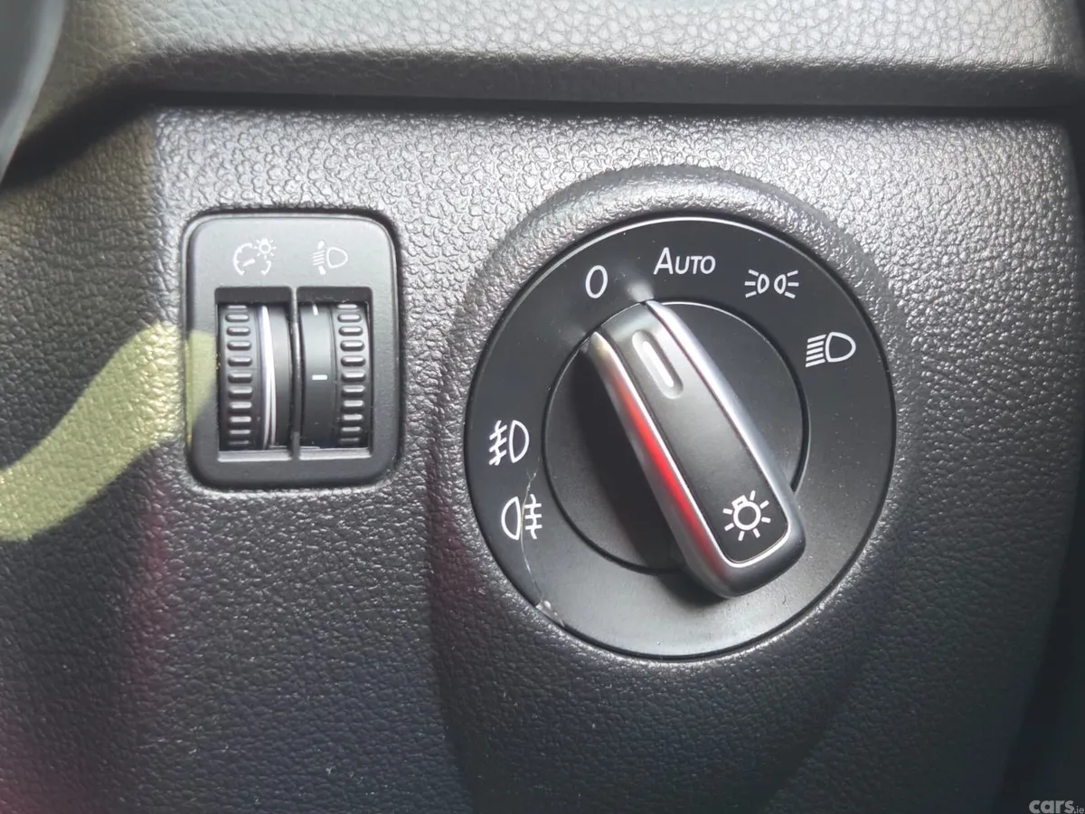 Volkswagen Tiguan SUV, Diesel, 2015, Grey