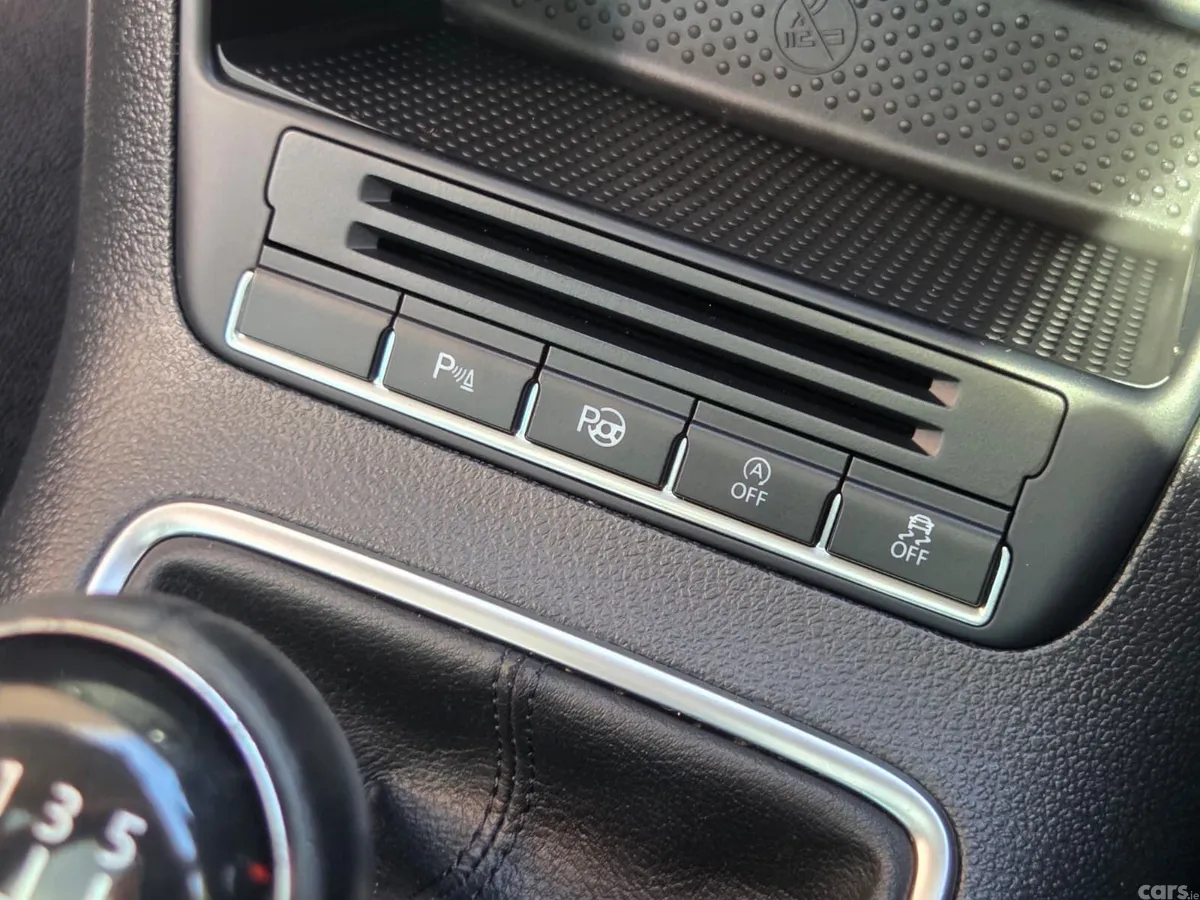 Volkswagen Tiguan SUV, Diesel, 2015, Grey