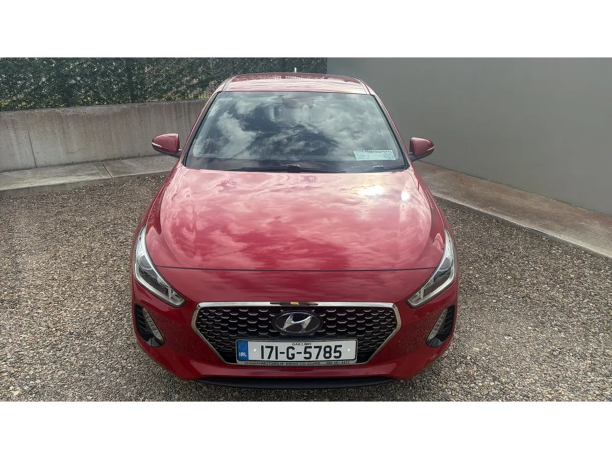 Hyundai i30 Hatchback, Diesel, 2017, Red