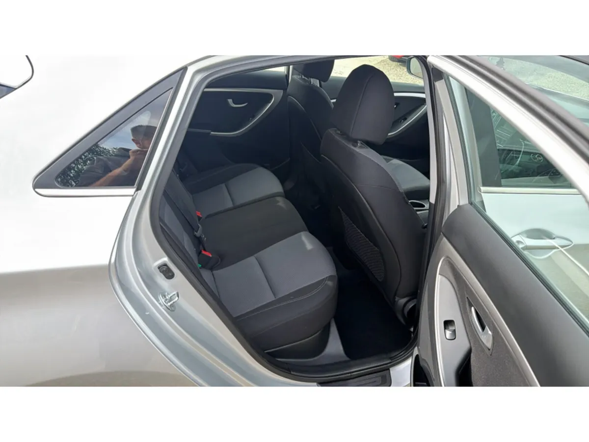 Hyundai i30 Hatchback, Diesel, 2016, Silver