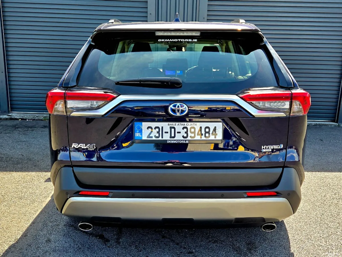 Toyota RAV4 SUV, Petrol Hybrid, 2023, Blue