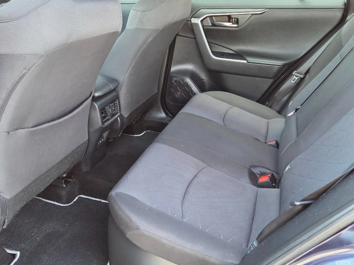 Toyota RAV4 SUV, Petrol Hybrid, 2023, Blue