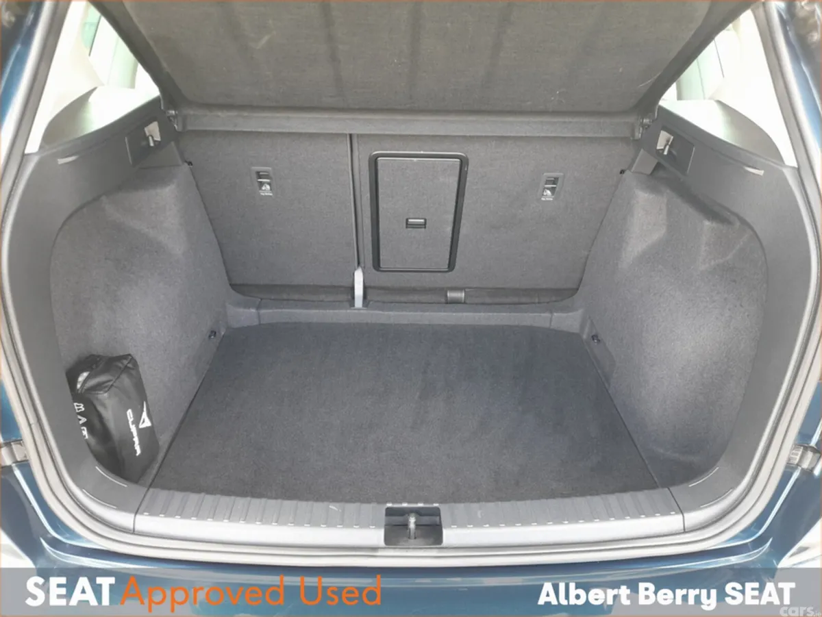 SEAT Ateca Estate, Diesel, 2023, Blue