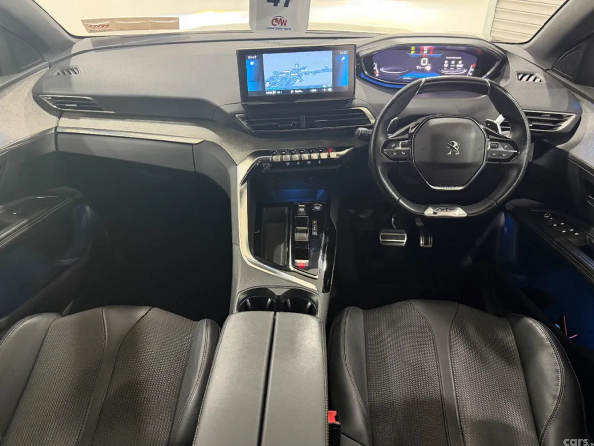 Peugeot 3008 SUV, Diesel, 2023, Grey