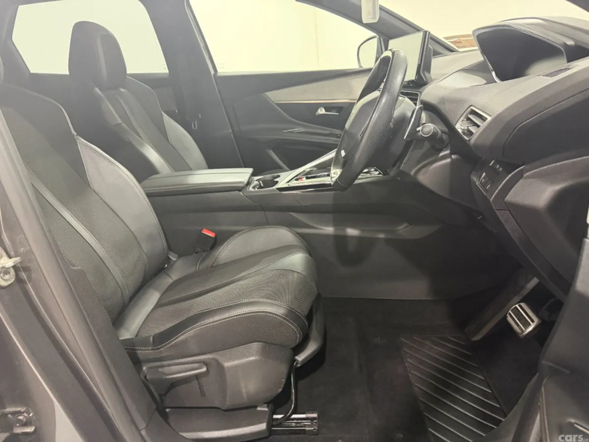 Peugeot 3008 SUV, Diesel, 2023, Grey
