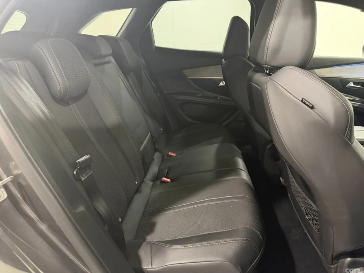 Peugeot 3008 SUV, Diesel, 2023, Grey