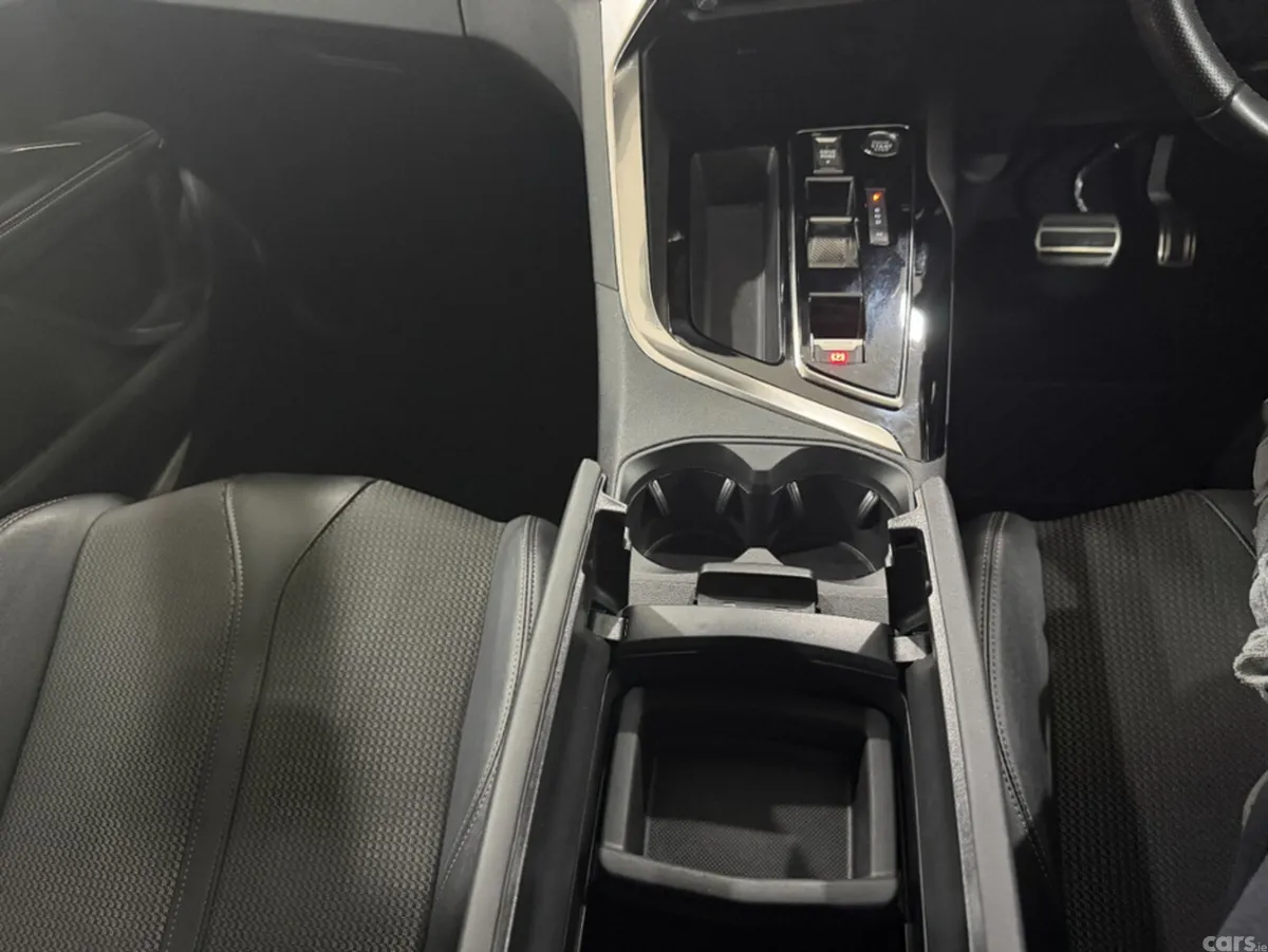 Peugeot 3008 SUV, Diesel, 2023, Grey