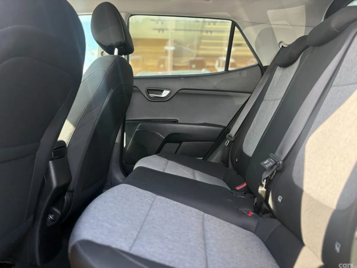 Kia Stonic Hatchback, Petrol, 2023, Grey