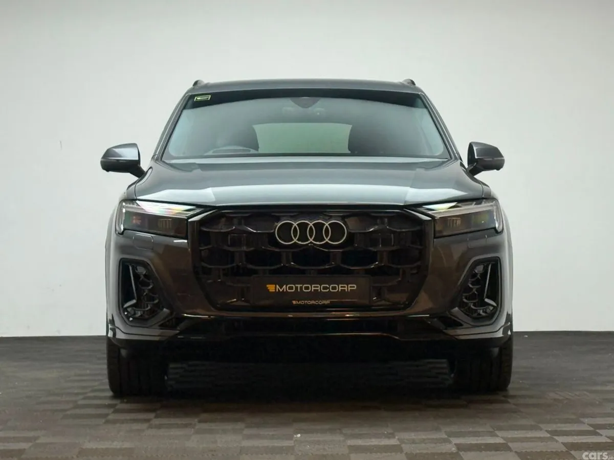 Audi Q7 SUV, Petrol Plug-in Hybrid, 2026, Grey