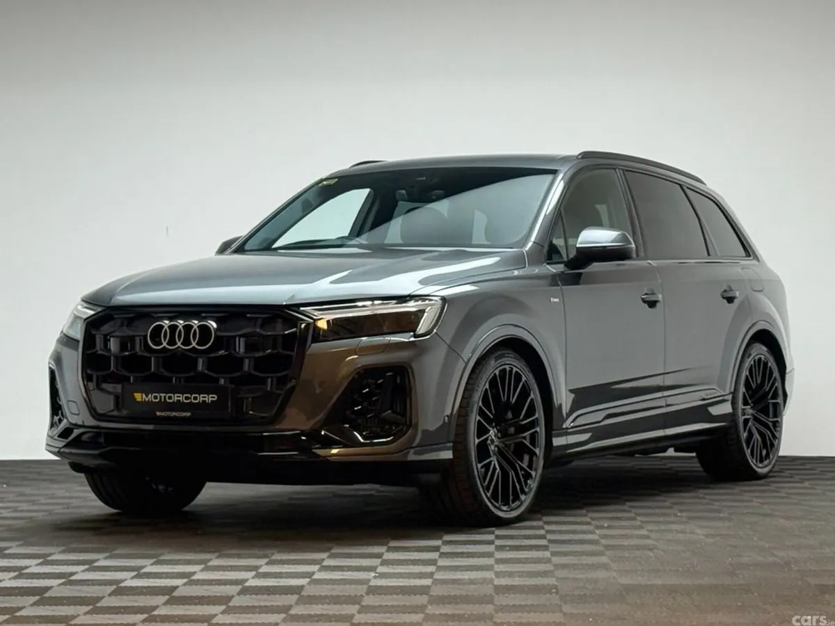 Audi Q7 SUV, Petrol Plug-in Hybrid, 2026, Grey