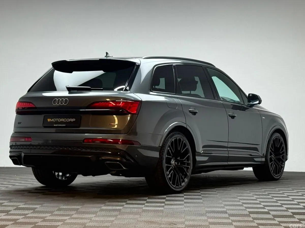 Audi Q7 SUV, Petrol Plug-in Hybrid, 2026, Grey