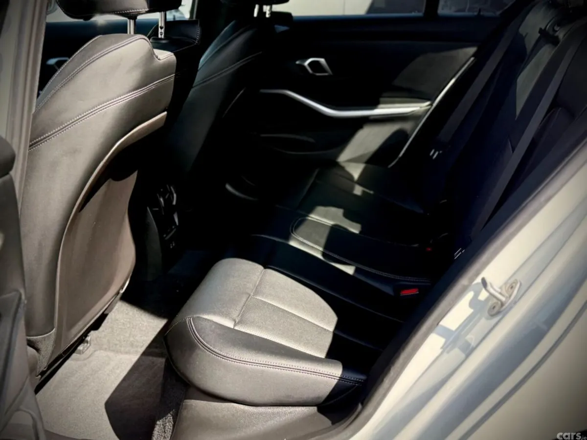 BMW 3-Series Saloon, Petrol Hybrid, 2025, White