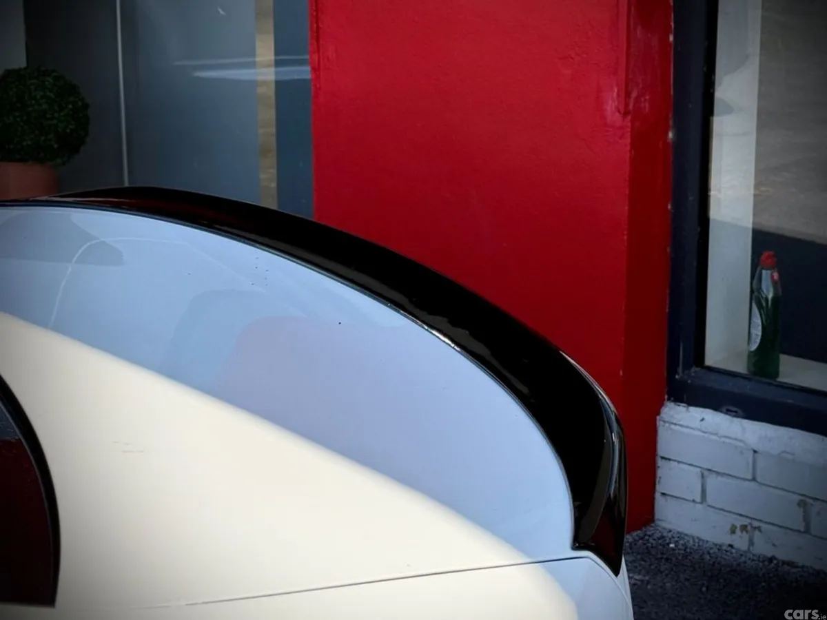 BMW 3-Series Saloon, Petrol Hybrid, 2025, White