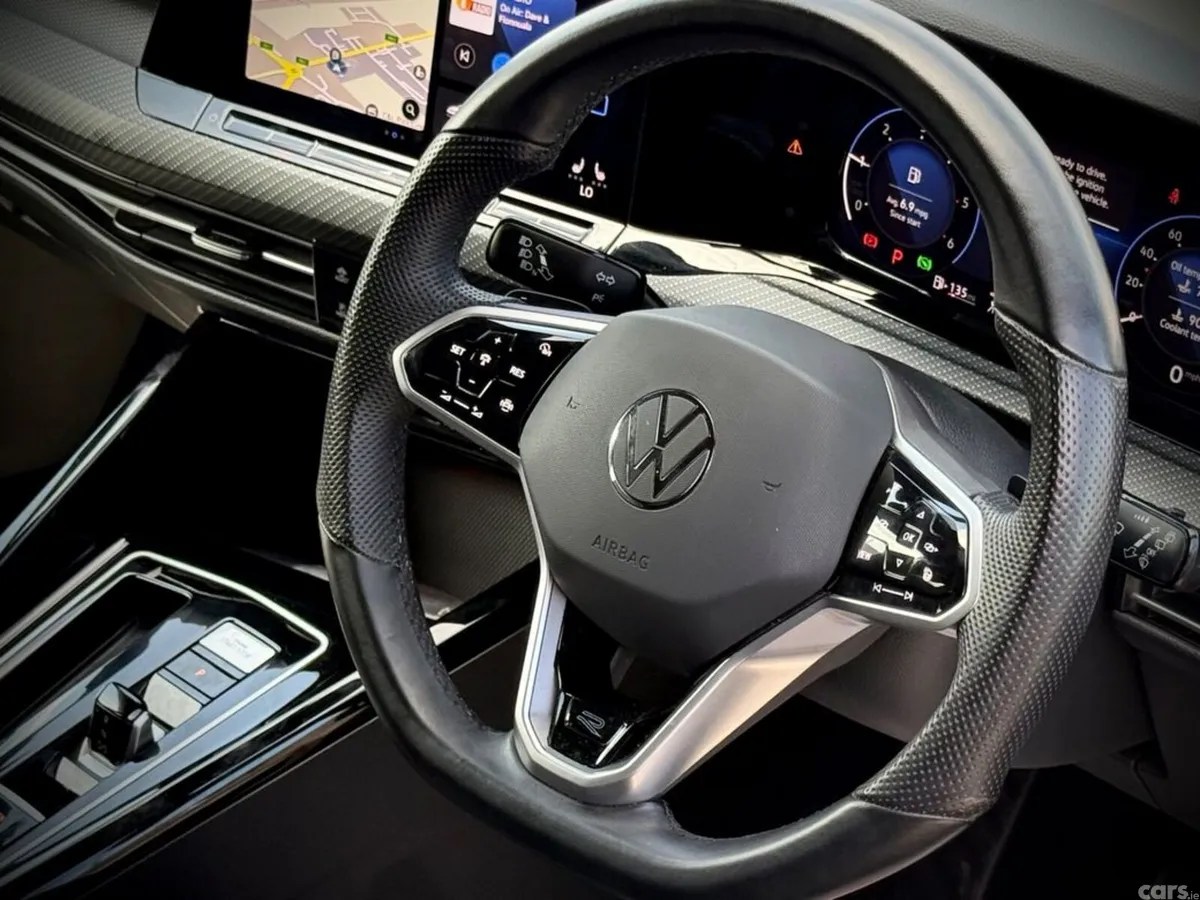 Volkswagen Golf Hatchback, Diesel, 2023, Grey