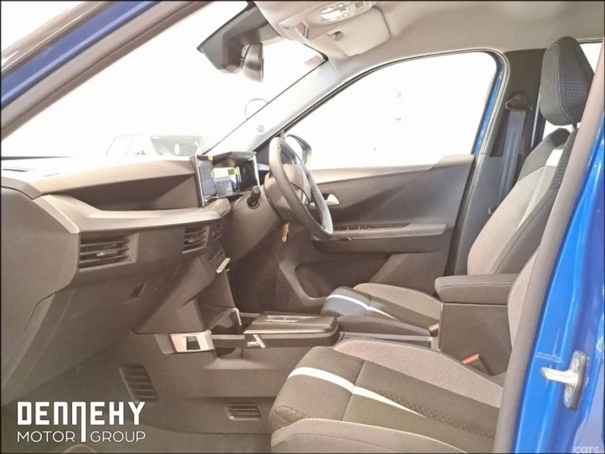 Opel Frontera SUV, Petrol Hybrid, 2026, Blue