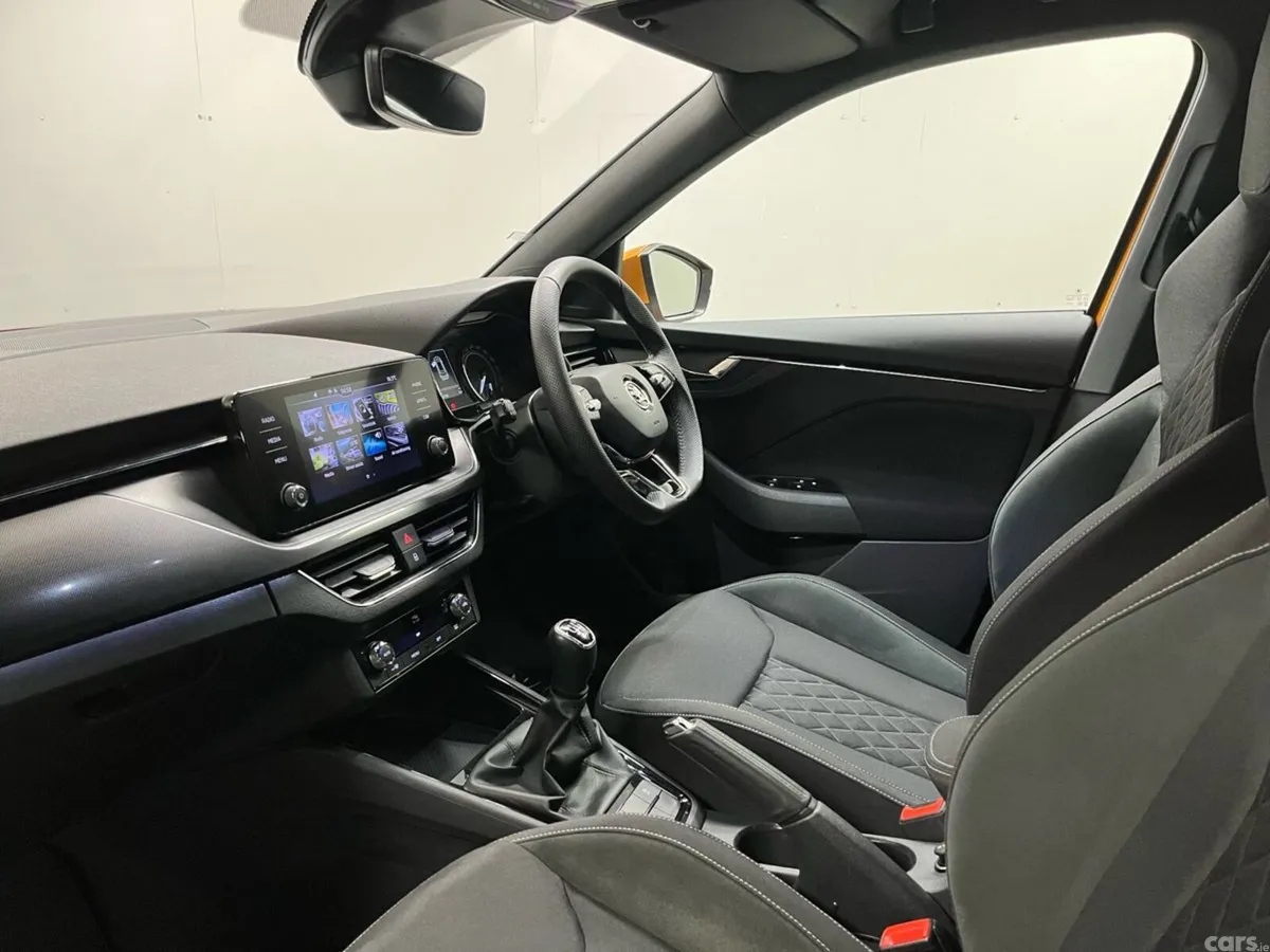 Skoda Kamiq Hatchback, Petrol, 2023, Orange