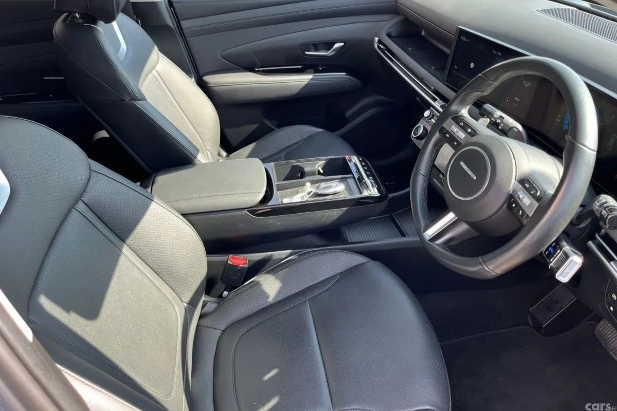 Hyundai Tucson SUV, Petrol Plug-in Hybrid, 2025, Grey