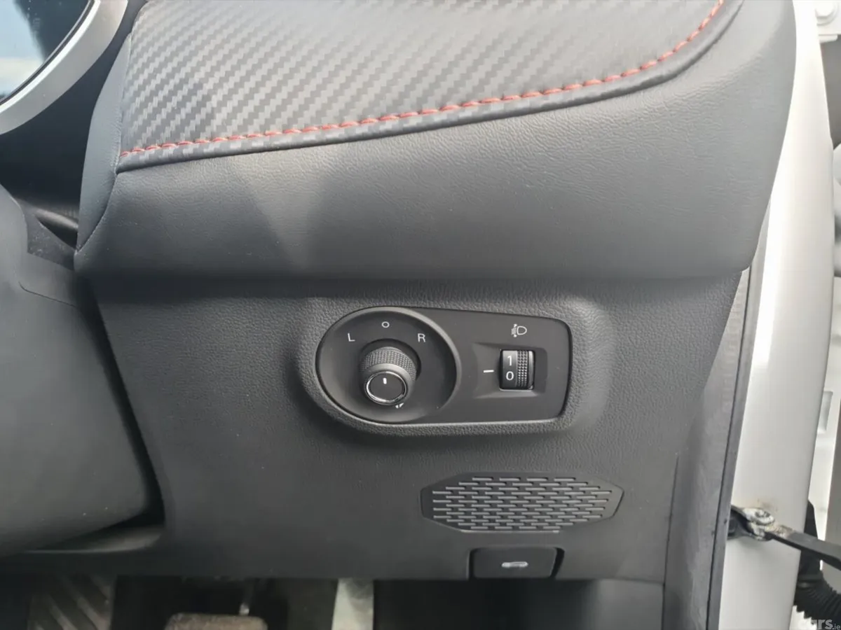 MG ZS SUV, Electric, 2022, White
