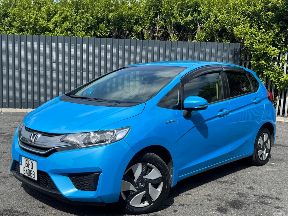 Honda Fit Hatchback, Petrol Hybrid, 2015, Blue