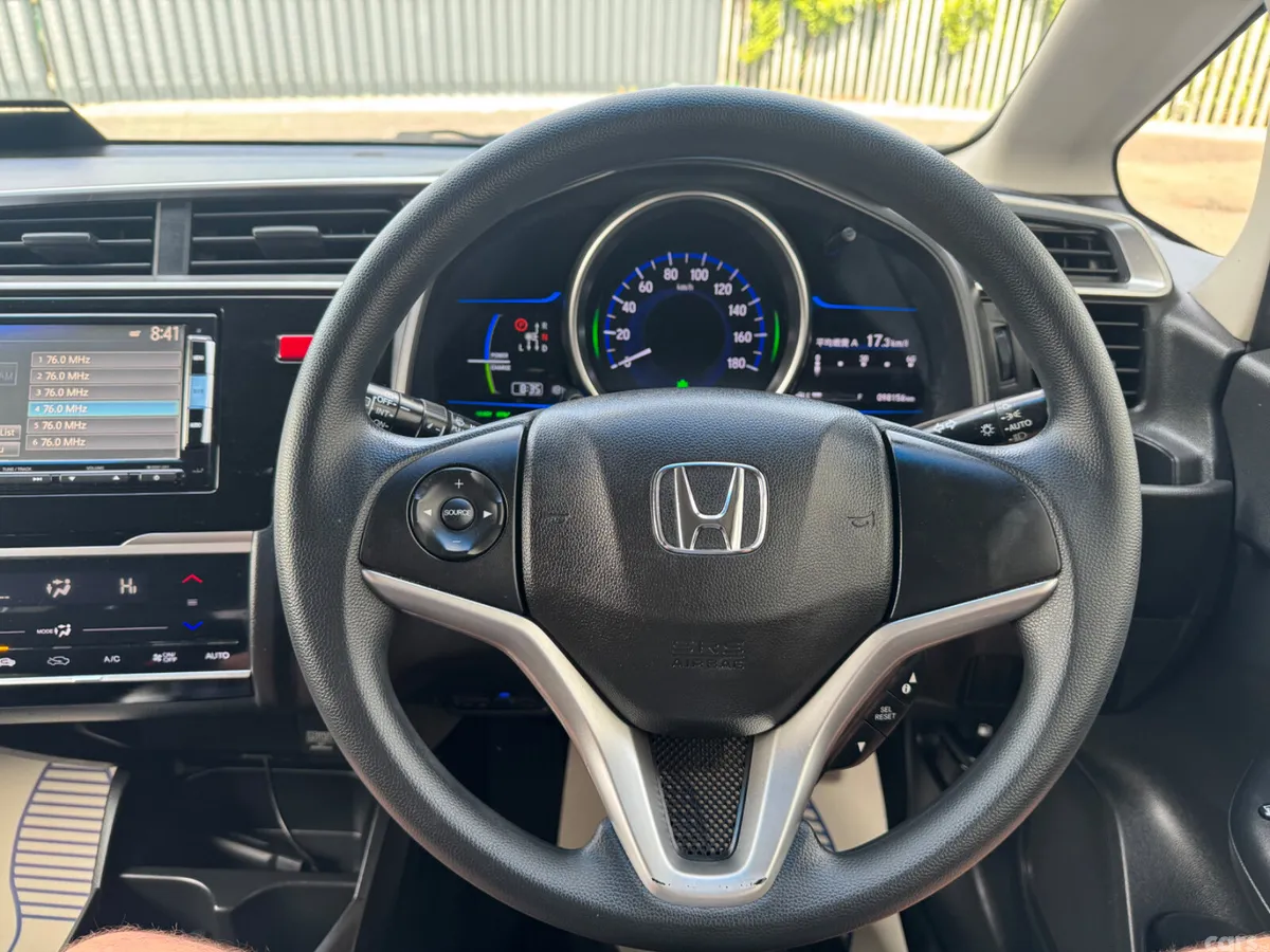 Honda Fit Hatchback, Petrol Hybrid, 2015, Blue