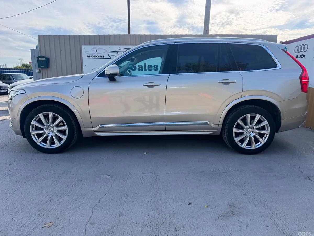 Volvo XC90 SUV, Petrol Plug-in Hybrid, 2016, Beige