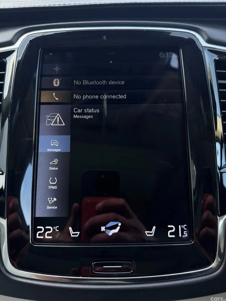 Volvo XC90 SUV, Petrol Plug-in Hybrid, 2016, Beige