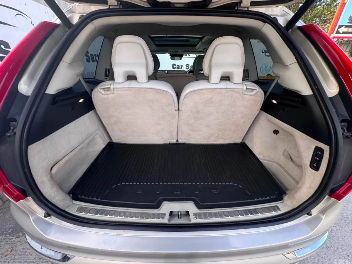 Volvo XC90 SUV, Petrol Plug-in Hybrid, 2016, Beige