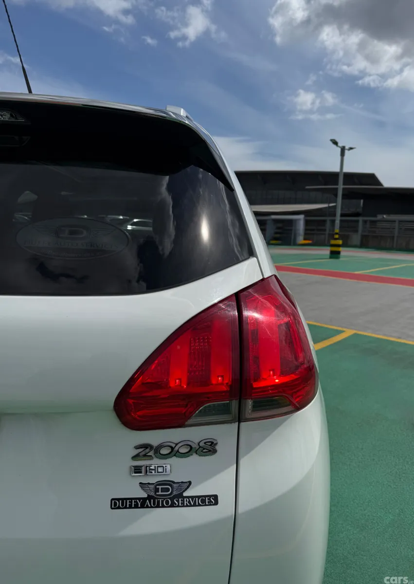 Peugeot 2008 Estate, Diesel, 2014, White